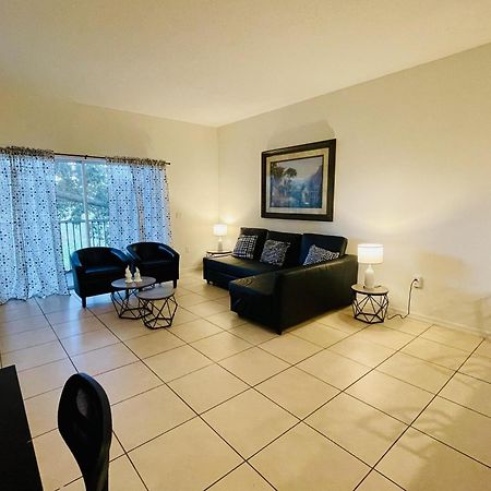 Huge Screened Patio That Overlooks Lake Buck, Near Famous Attractions!! Orlando Extérieur photo